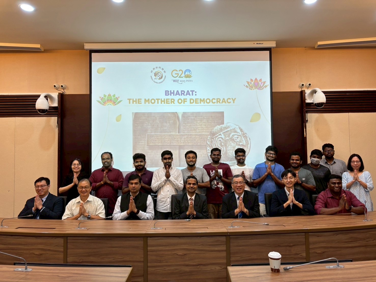 B1BB5613 2B1A 44A5 9C56 27E542461715